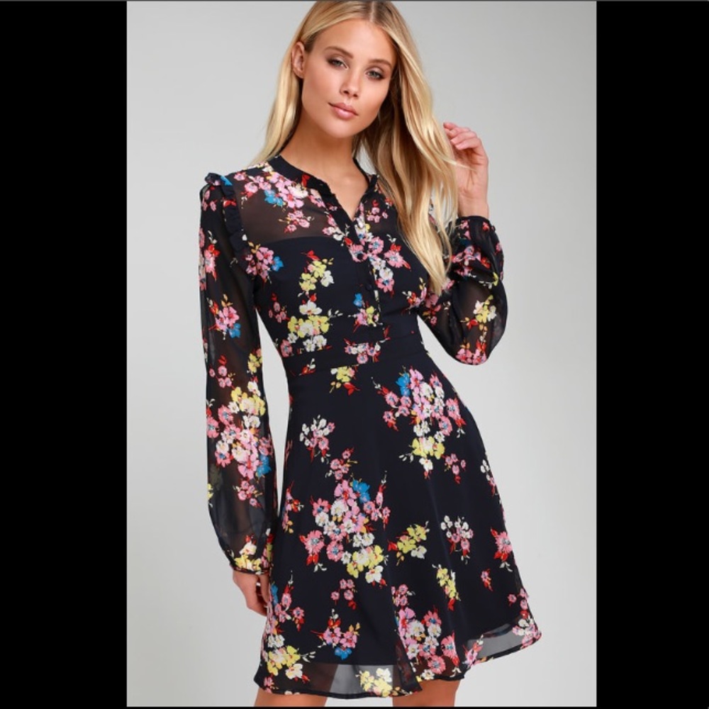Lulu’s- Floral Navy Blue Long Sleeve Dress